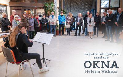 RAZSTAVA: Odprtje razstave OKNA – Helena Vidmar